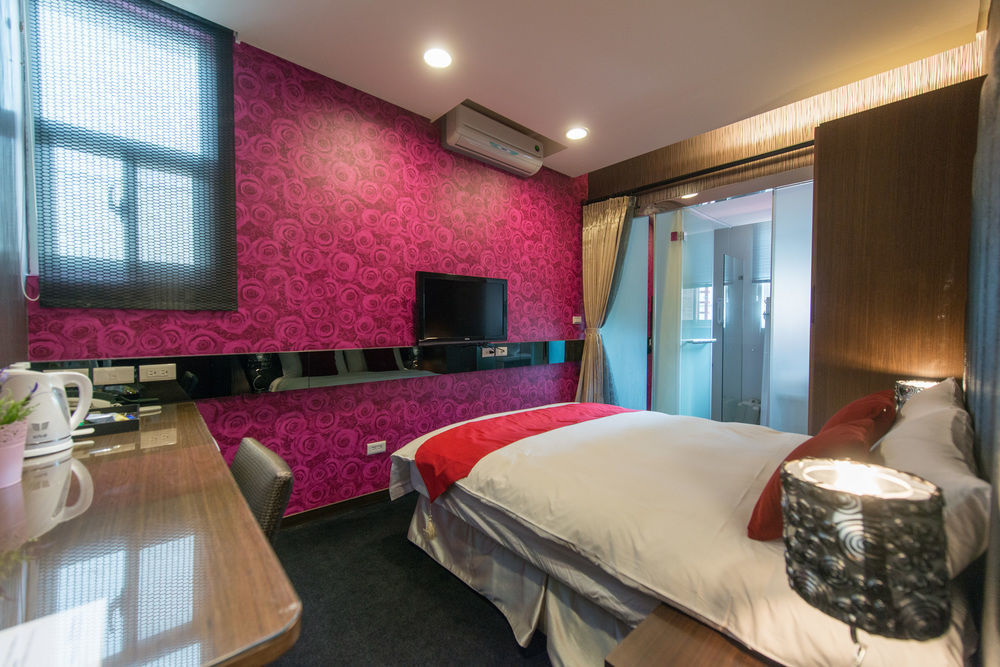 Royal Rose Hotel Taipei Station Exterior photo